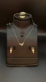 ⁦طقم تيفاني عيار 18 الوزن 6.84 جرام⁩ - الصورة ⁦2⁩