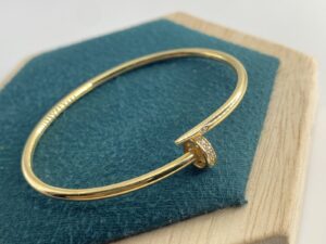 أسوارة المسمار ذهب18k مقاس15)✨