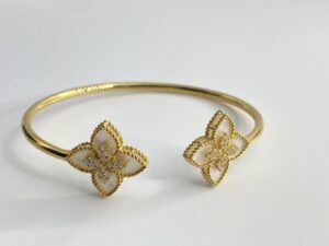 أسوارة أيطالي صدف أبيض ذهب18k✨مقاس16