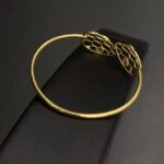⁦أسواره عيار 21 الوزن 7.13 جرام⁩ - الصورة ⁦2⁩