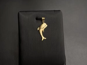 تعليقه عيار 18 الوزن 1.46 جرام