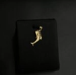 ⁦تعليقه عيار 18 الوزن 1.46 جرام⁩ - الصورة ⁦3⁩